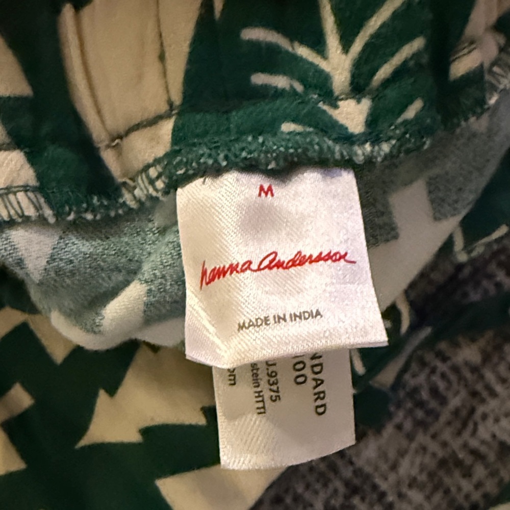 ⚡️Like-New⚡️Hanna Andersson Green and White Flannel Pajama Set - Picture 8 of 8